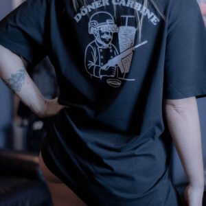 taktisches Shirt Döner Carbine Rückseite getragen von Operator Girl